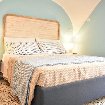 Appartement La Casa Sul Teatro à Naples Extérieur photo